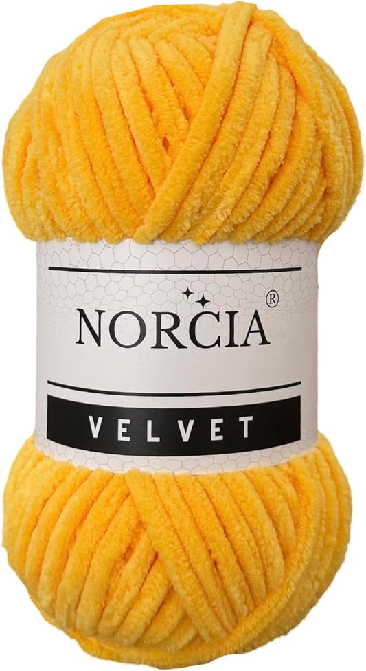Soft Velvet Yarn Chenille for Crocheting Super Bulky 100g (74.3 yds) Baby Blanket Yarn for Knitting Amigurumi
