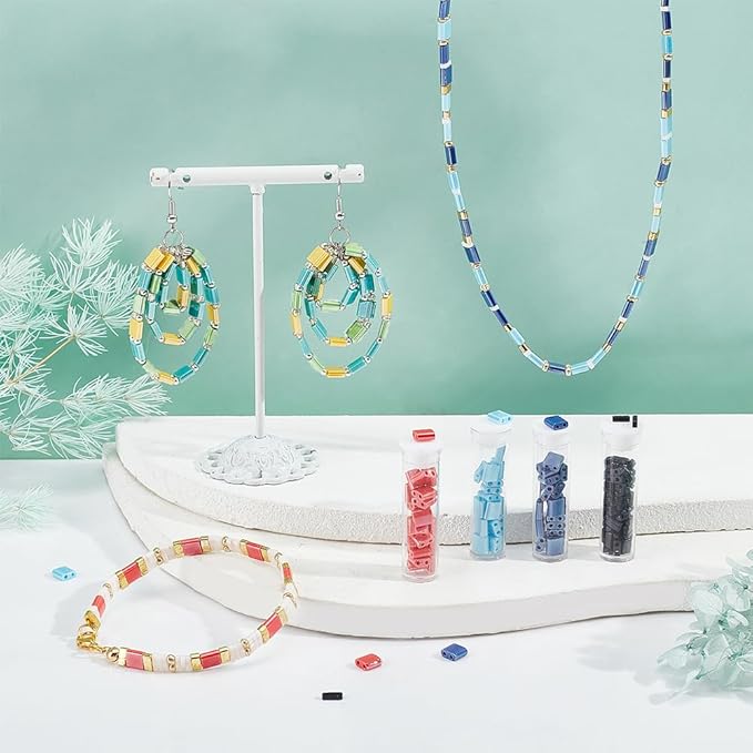 NBEADS 790 Pcs 3 Sizes 2-Hole Beads Set, 10 Colors 2-Hole Glass Seed Beads Spacer with 300Pcs Round Seed 5x5mm/5x2mm/5×1mm Mini Japanese Glass for Bracelet Necklace Earring Jewelry Making