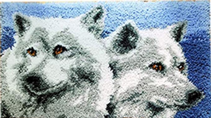 LUBOT 20" X 15" Wolf Latch Hook Kits Rug Making Kits DIY Crafts for Adults/Kids with Printed Canvas Pattern Crochet Kit