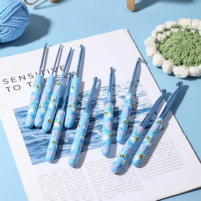Blingcute Ergonomic Crochet Hooks Set – 12 Sizes (2.0mm–8.0mm), Soft Grip Handles with Smooth Aluminum Needles, Portable Case, Comfortable Crochet Kit for Long-Time Crocheting & Arthritic Hands