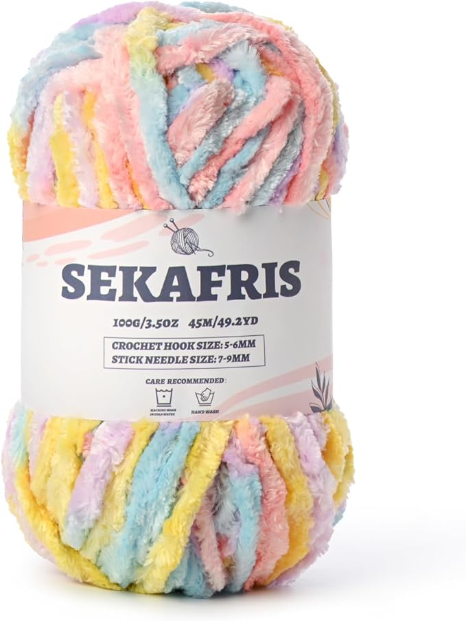 Fuzzy Chunky Chenille Yarn for Crocheting，Soft Plush Yarns for Hand Knitting，Bulky 100 g（49.2 yd） Baby Blanket Yarn for Crocheting Amigurumi，Crochet Fluffy Velvet Yarns (Macaron)