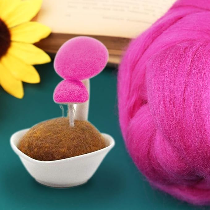 3.53oz Wool Roving, Wool Felting Supplies, Pure Wool, Chunky Yarn, Spinning Wool Roving for Needle Felting Wet Felting DIY Hand Spinning (Light Purple)
