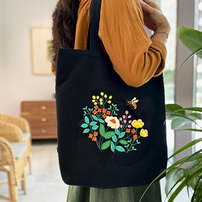 VWV-Whizzing Embroidery Canvas Tote Bag DIY Kit for Beginners, Complete with Pattern, Hoops, Color Threads, Tools & Detailed Instructions for Adults (13X15(in) Black-Bee)