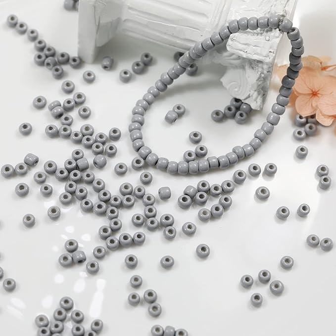 Bala&Fillic Grey Color 4mm Seed Beads About 1200pcs/100Grams in Bag, 6/0 Glass Craft Beads for Making Bracelet and Necklace (Grey)
