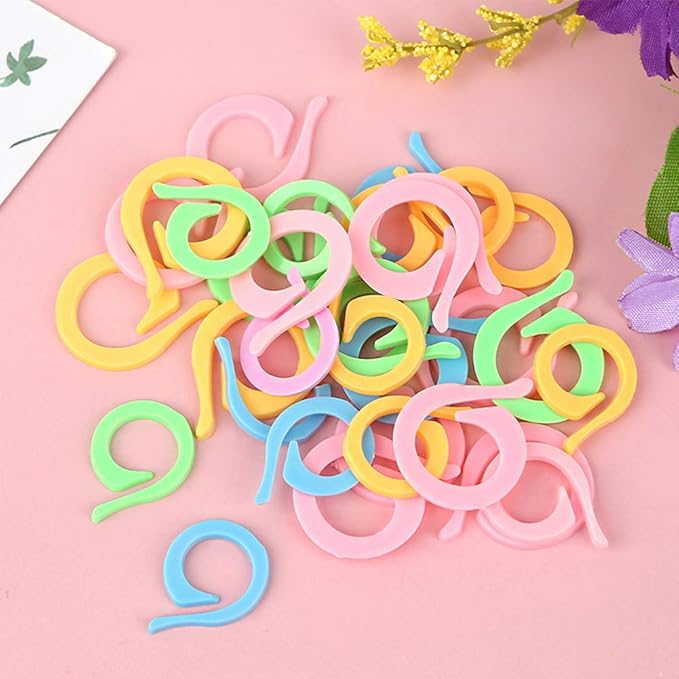 Lokunn 40Pcs Stitch Markers for Crocheting, Crochet Stitch Markers Ring, Multicolor Knitting Stitch Markers for Knitting and Crocheting, Small and Large Locking Markers