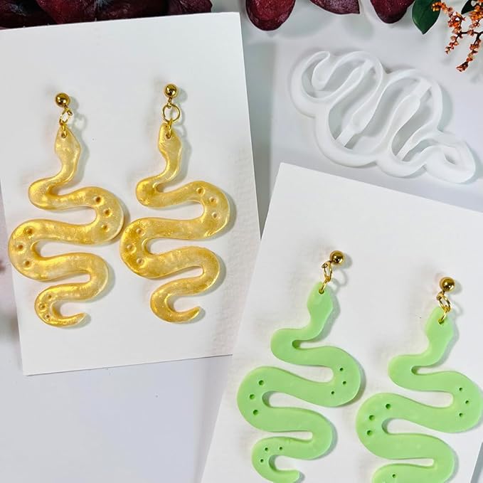 Xaekicr Polymer Clay Cutter Snake Shape – Curvy Clay Earring Cutter for Polymer Clay Jewelry, Bold Clay Tools for DIY Earrings, Halloween Crafts and Y2K Accessories