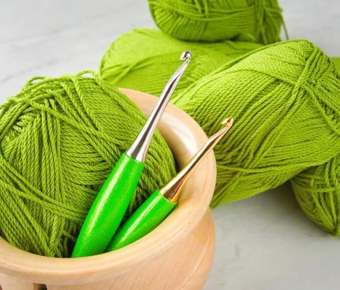 Furls Crochet Hook, Odyssey Lime 14k Gold Plated Tip, Crochet Hooks, Ergonomic Handle (P 10.0mm)