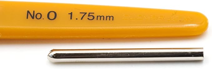 Clover Soft Touch Steel Crochet Hook: 1.75mm