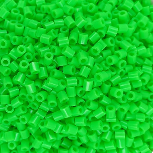 Fuse Beads, 2000pcs 5MM Light Green Ironing Beads for Crafts Melting Bead Handmade Decor DIY Make (Color 17)