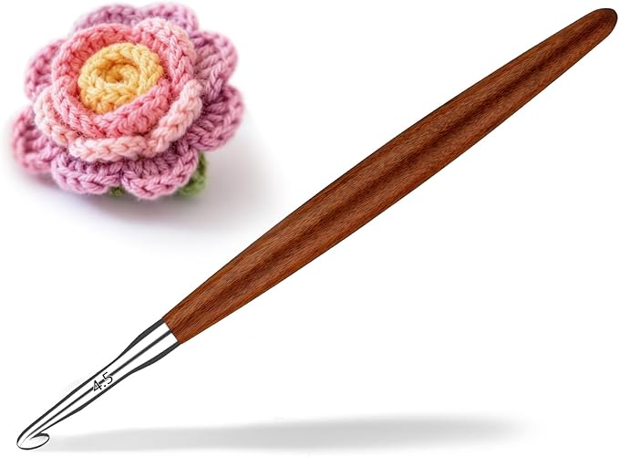 Lunarm 4.5mm Crochet Hook, Ergonomic Aluminum Crochet Hook with Wood Handle Available in 3mm-10mm for Arthritic Hands DIY Craft Knitting Dolls, Bouquets, Blankets, Hats, Gloves from Various Yarns