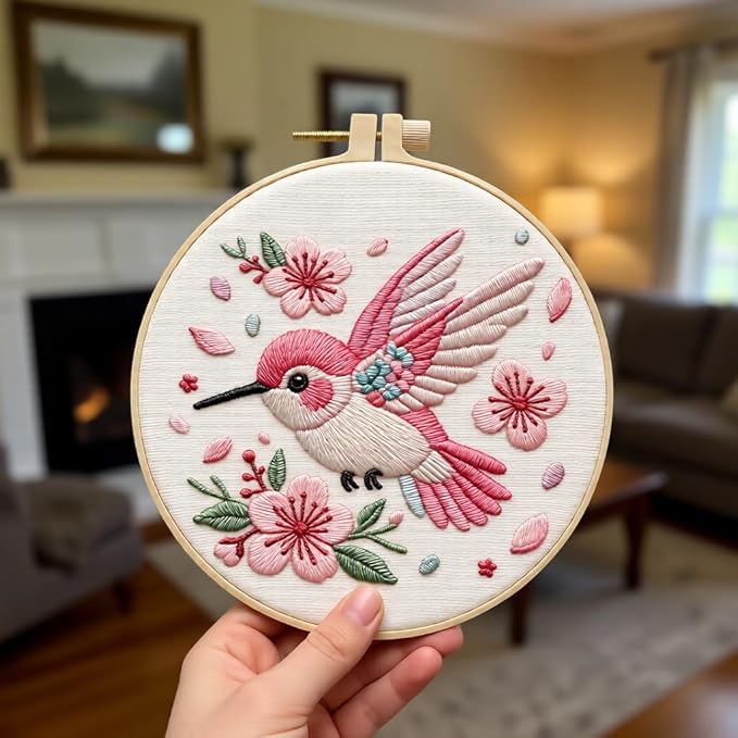 JJFox Embroidery Kit for Beginners and Adults, DIY Hand Embroidery Starter Kit with Cute Pattern, Cross Stitch Needlepoint Set with Hoop, Threads and Instructions (Hummingbird)