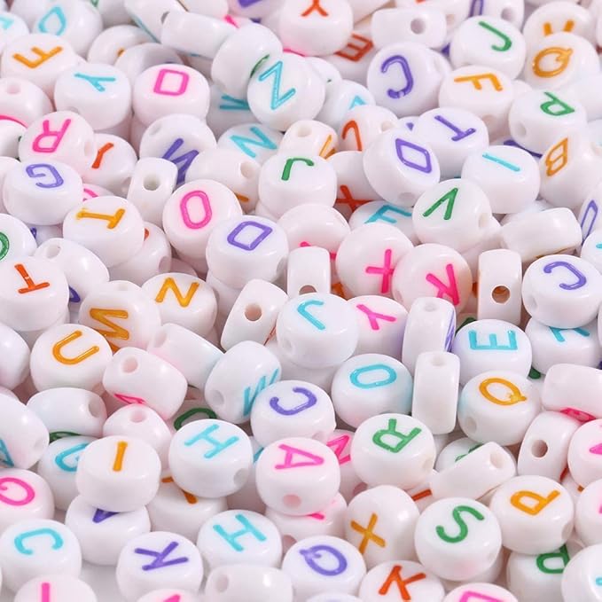 Yochus 1000pcs White Round Acrylic Alphabet Beads 4x7mm Colorful Letter A-Z Beads for Jewelry Making and DIY Bracelets, Necklaces, Key Chains