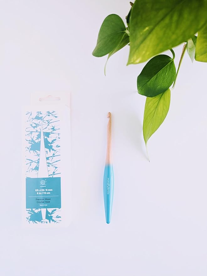 mindfulknits Premium Ergonomic Beech Wood Crochet Hook– Size US J, 6mm – 15cm Length – Knitting and Crochet Supplies for Relaxation & Stress Relief (6mm)