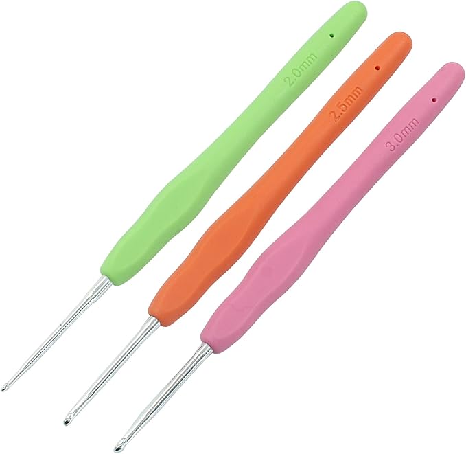 suiwotin 3pcs/Set 2mm/2.5mm/3mm Crochet Hook, Aluminum Crochet Hook Set, Rubber Handle Ergonomic Knitting Needles for Yarn DIY Crafts Projects