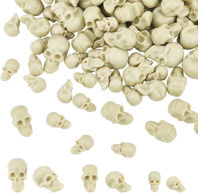 arricraft 140 Pcs 3 Sizes Mini Plastic Skull Heads, Halloween Skeleton Figurines Miniature Skulls Vase Filler Skull Table Decorations Human Head Bone Decor for Party Crafting