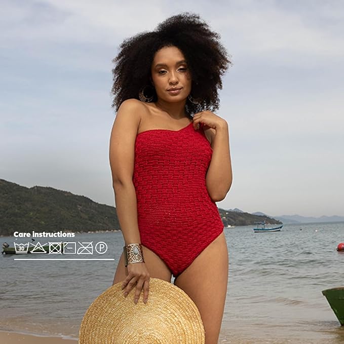 CIRCULO Seaside Yarn, Perfect for Beachwear, Bikinis & Cover-Ups, Quick-Drying & Lightweight, Fingering Weight, 100% Polyamide, 180.4 yds, 50g (5583 - Neon Green)