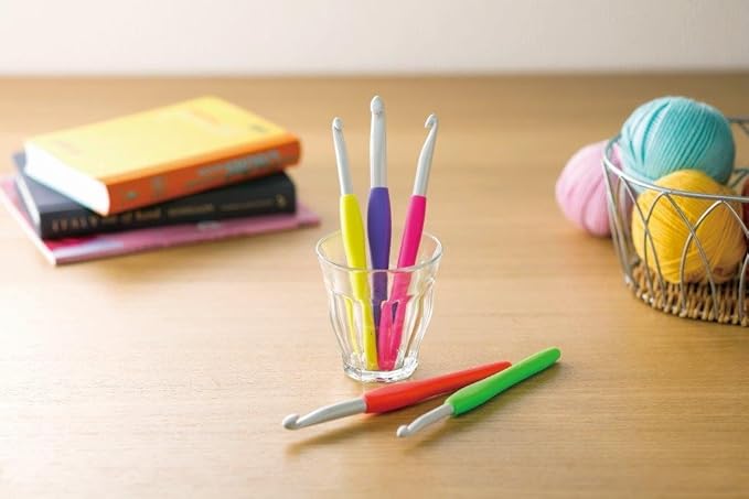 Clover Amour Crochet Hooks