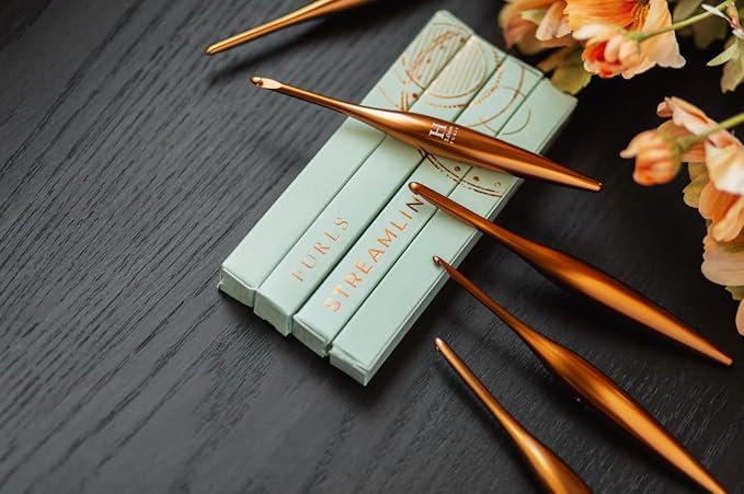 Furls Crochet Hook, Limited Edition Bronze Streamline Metal, Ergonomic Handle Crochet Hooks 7" (Bronze Streamline Metal, K - 6.50mm)
