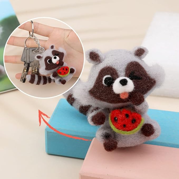 JUPEAN Needle Felting Kit Needle Felting Supplies Raccoon Animal with Wool Roving, Felting Needles, Foam Mat for DIY Feltings Wool Projects