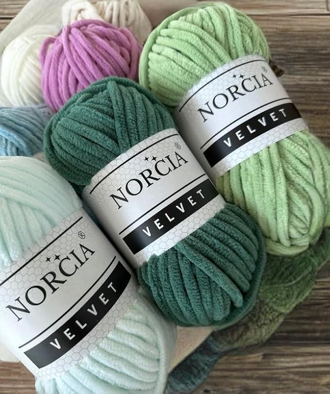 Soft Velvet Yarn Chenille Yarn for Crocheting Super Bulky 3x100g (3x75 yds) Baby Blanket Yarn for Knitting Amigurumi Yarn for Crochet Weaving Craft (Mint, 3 Skeins)