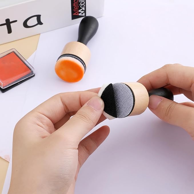 26 Pack Mini Round Ink Blending Tool with Foams Set Including 24PCS Replacement Refill Sponge, Refill Foam Tool No More Inky Fingers Ink Blending Tool with Spare Pads for Foam Scrapbooking Craft Stamp