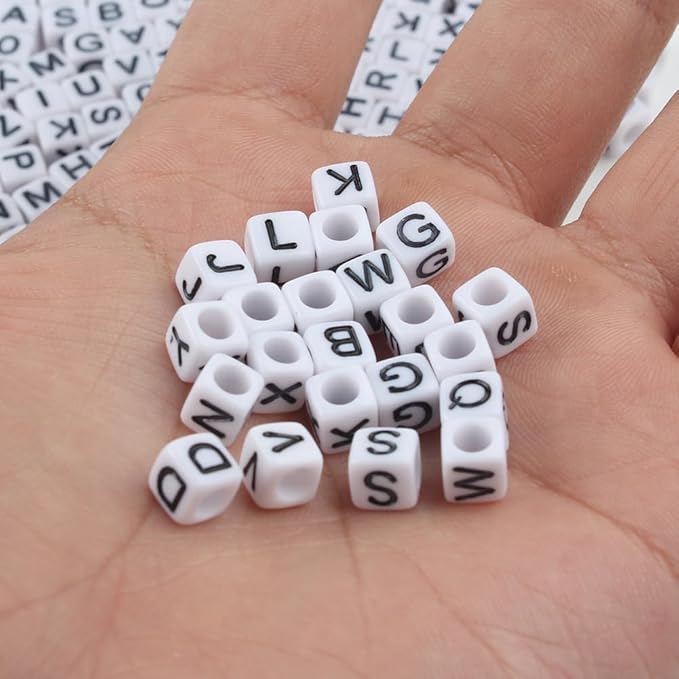 Yochus 900pcs Bulk White Square Acrylic Alphabet Letter Beads 6x6mm Black Letter A-Z Beads for Jewelry Making and DIY Bracelets, Necklaces, Key Chains