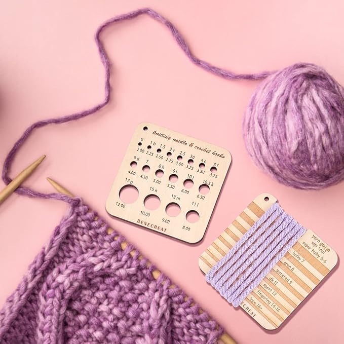 BENECREAT 4Pcs Wood Knitting Gauge Rulers, 2 Style Square Knitting Tool Crochet Hook and Knitting Needle Gauge, 2.5x2.5x0.2inch
