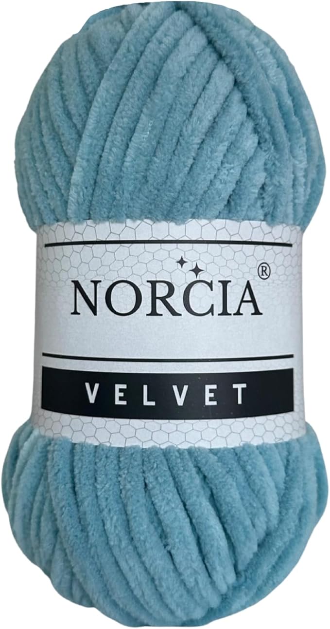 Soft Velvet Chenille Yarn for Crocheting & Knitting - Super Bulky 100g (74.3 yds) Baby Blanket Yarn - Amigurumi & Weaving Craft (Blue, 1 Skein)