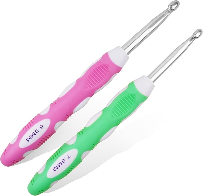 7mm 8mm Crochet Hook, Smooth Metal Head and Soft Rubber Grip Extra Long Ergonomic Crochet Hooks for Arthritic Hands, Beginners and Crochet Enthusiast