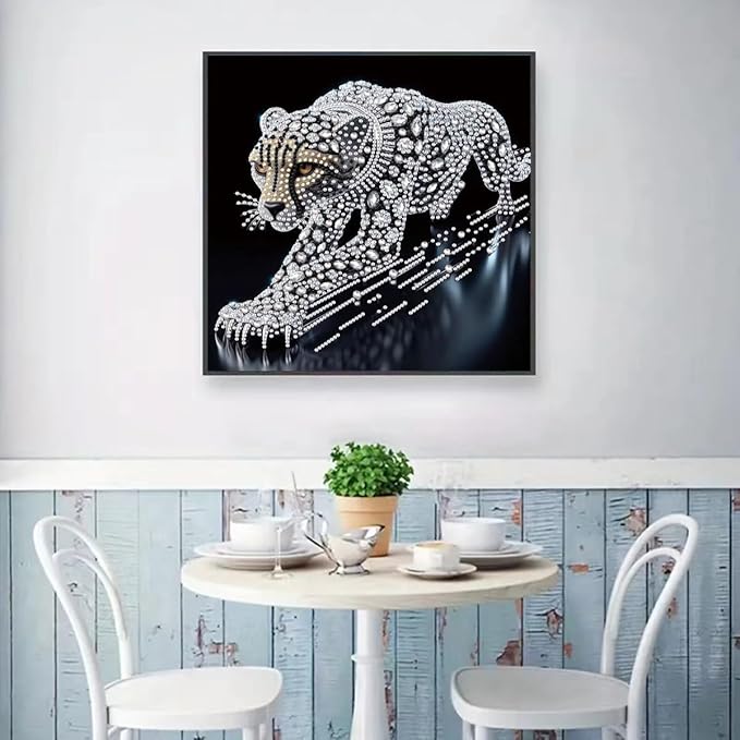 GEMFAMILY 5D Diamond Art Kits for Adults Beginner,Special Shape Diamond Painting Kits for Animal Cheetah,DIY Crystal Rhinestones Painting for Home Wall Decor 11.8 x 11.8 Inch
