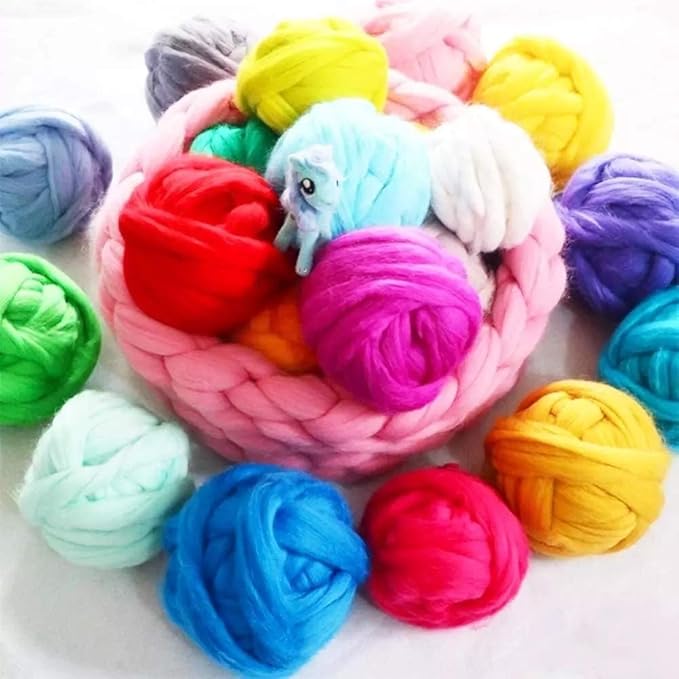3.53oz Wool Roving, Wool Felting Supplies, Pure Wools, Chunky Yarn, Spinning Wool Roving for Needle Felting Wet Felting DIY Hand Spinning (Grass Green)