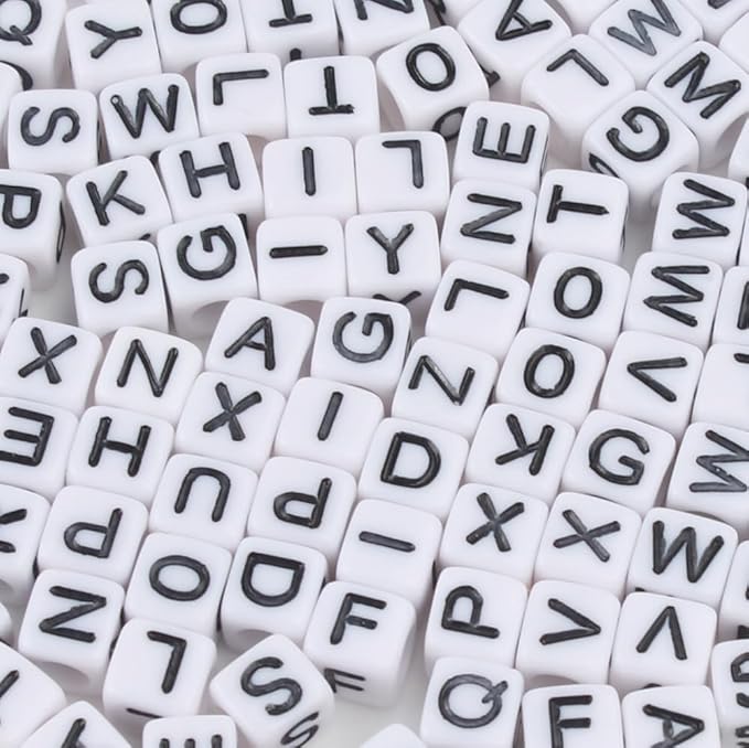 Yochus 900pcs Bulk White Square Acrylic Alphabet Letter Beads 6x6mm Black Letter A-Z Beads for Jewelry Making and DIY Bracelets, Necklaces, Key Chains