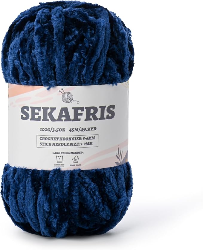 Fuzzy Chunky Chenille Yarn for Crocheting，Soft Plush Yarns for Hand Knitting，Bulky 100 g（49.2 yd） Baby Blanket Yarn for Crocheting Amigurumi，Crochet Fluffy Velvet Yarns (Navy Blue)