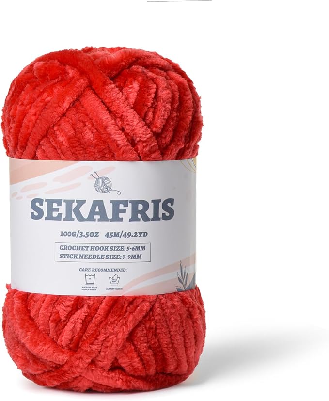 Fuzzy Chunky Chenille Yarn for Crocheting，Soft Plush Yarns for Hand Knitting，Bulky 100 g（49.2 yd） Baby Blanket Yarn for Crocheting Amigurumi，Crochet Fluffy Velvet Yarns (Red)