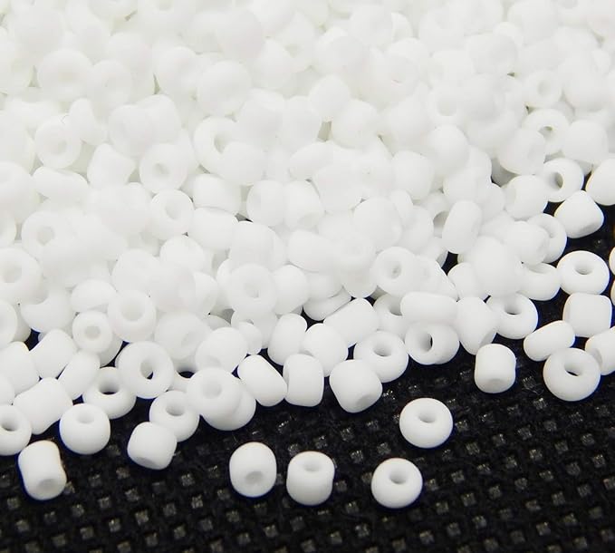 Perlin Glass Seed Beads 4mm 6/0 Round 1100pcs Mini Small Pony Spacer Beads Kit for Jewelry Making Earrings Bracelets Pendants Waist DIY Handmade (White Opaque)