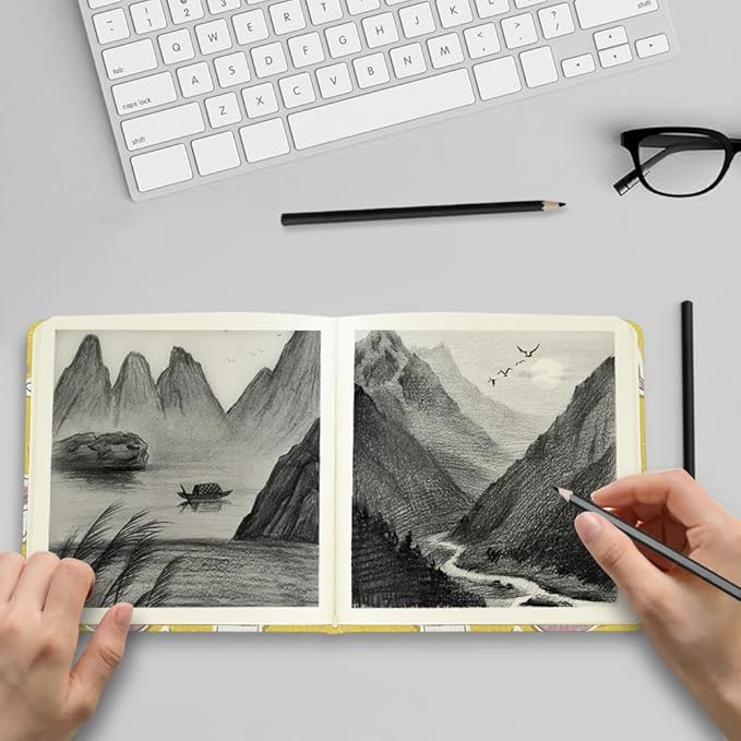 Square 4.8x4.8 inches 80gsm 96sheets/192 Pages Notebooks Blank Sketchbooks Travel Journal Pocket Hardcover Paint Writing Diary Memo Planner Cloth Cover. Yellow Cat