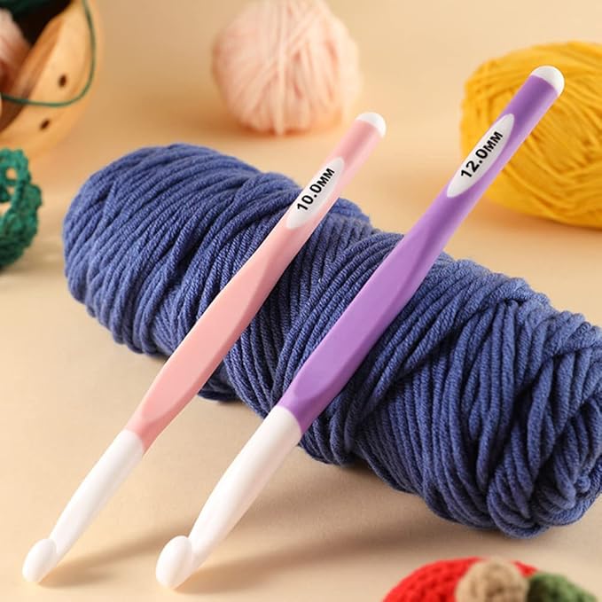 Large Sizes Crochet Hooks 4 pcs Long Crochet Needles Set QLRFFLJOY 8mm 10mm 12mm 15mm Rubber Handle Crochet Hook DIY Yarn Weaving Tools for Knitting Blankets, Shawl and Carpet