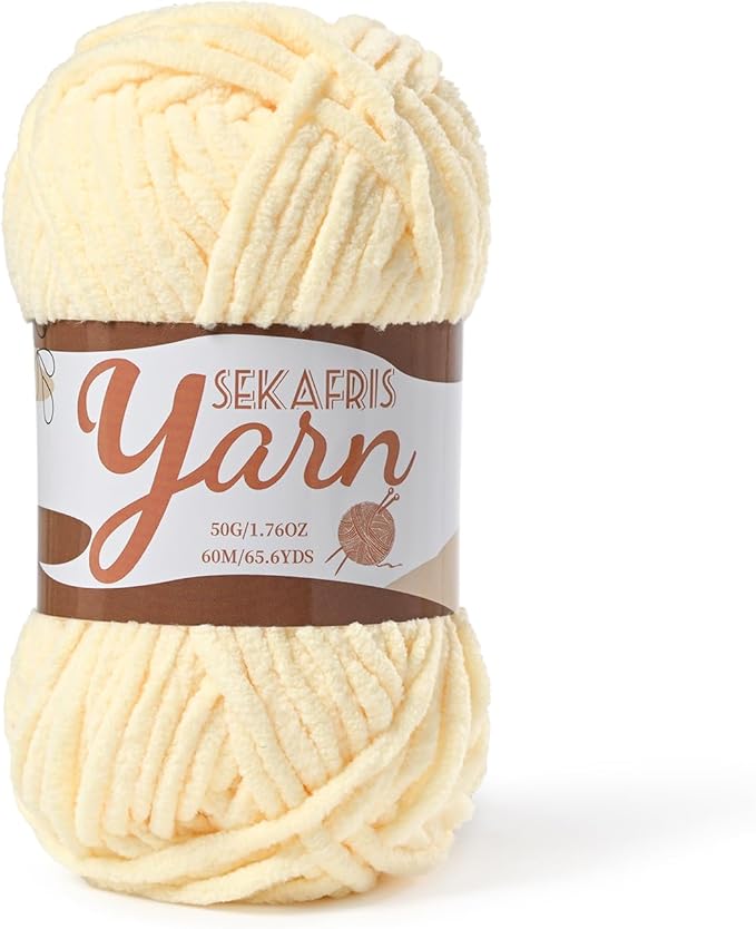 Fluffy Velvet Yarn for Crocheting，Baby Blanket Yarn for Crocheting Soft，50g(65.6yds) Amigurumi Yarns，Plush Chenille Crochet Yarns，Puzzle Yarn for Crochet Weaving Craft(Yellowish)