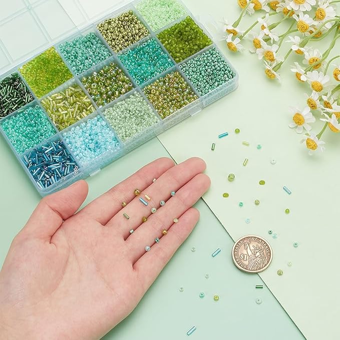 PH PandaHall 6178pcs 15 Colors Green Series Glass Seed Beads 5021pcs 2~4mm Glass Round Beads 1157pcs 4~6x2mm Tube Beads Kit Bugle Beads Loose Spacer Bead for Bracelet Necklace Jewelry Making