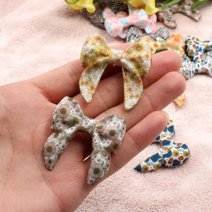 16Pcs Bow Silicone Beads Bulk Flower Focal Silicone Beads for Keychain Making Necklace Jewelry DIY Bracelet Making Kit (Bowknot)