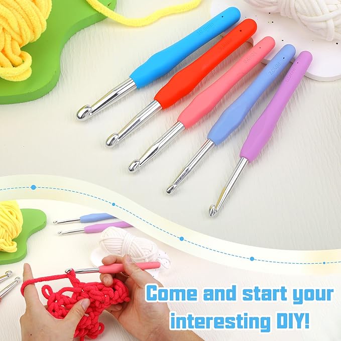 Crochet Hook, 10.0 mm Ergonomic Crochet Hook, Crochet Needles, Ergonomic Handle, Knitting Needles with Soft Handle Beginners and Experienced Crochet Hobbyists (10.0 mm)