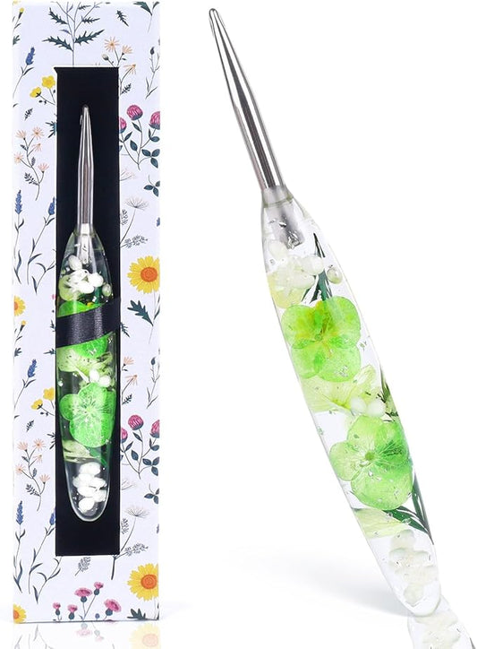 Reessy 5.5mm Crochet Hook with Floral Resin Handle – Ergonomic Grip & Hand-Polished Stainless Steel Tip – Smooth Glide Crochet Hook for Beginners, Arthritic Hands & Gifts (I-5.5mm)