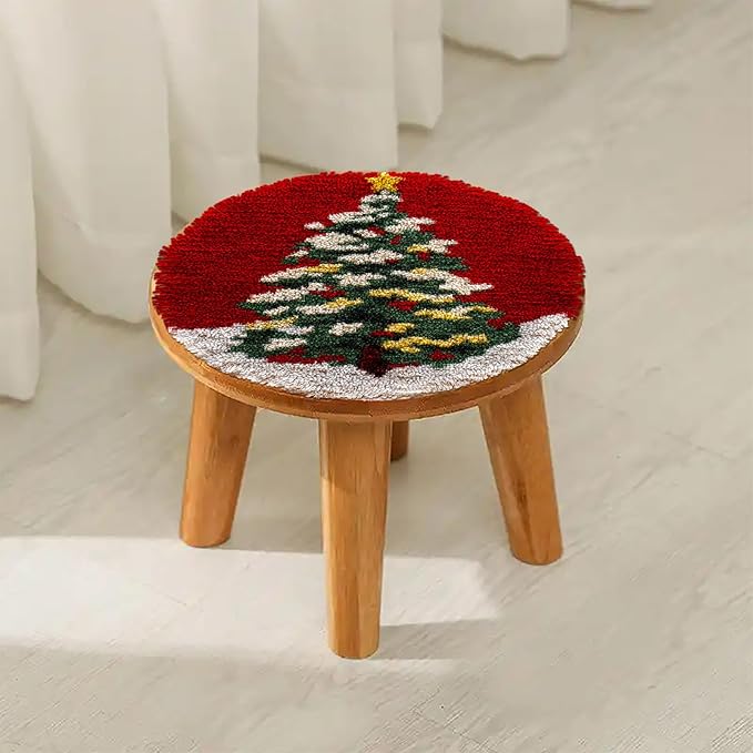 Latch Hook Rug Kit Christmas Tree with Red Easy for Beginners Round Shape Carpet Crochet Yarn Craft Mini Rug DIY Hook and Latch Little Tapestry for Home Decor 30x30cm-3