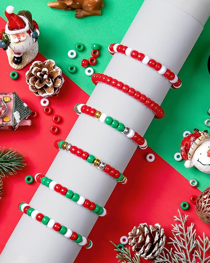 1000Pcs Christmas Pony Beads, Red and Green, White, Gold, Silver Colors, Plastic Kandi Beads for Bracelet Making, Hair Braids, Necklaces, Key Chains, Jewelry, Party