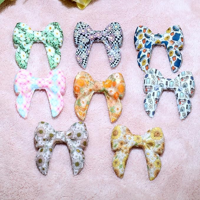 16Pcs Bow Silicone Beads Bulk Flower Focal Silicone Beads for Keychain Making Necklace Jewelry DIY Bracelet Making Kit (Bowknot)