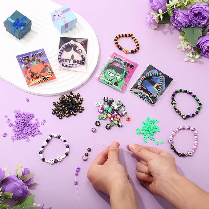 Ferreve 2485 Pcs Halloween Beads for Bracelets, Clay Beads Colorful Friendship Bracelet Making Kit with Thanks Card DIY Halloween Decoration Gifts Charms Jewelry Crafts Kit for Class Party Supplies