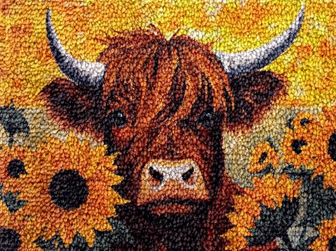 Generic Highland Cow & Sunflowers Latch Hook Kits Rug DIY Cushion Tapestry Making Crochet Hook Mat Making Kits Color Preprinted Pattern Canvas DIY Carpet Needlework Crochet Kits 52x38cm (d99-116)