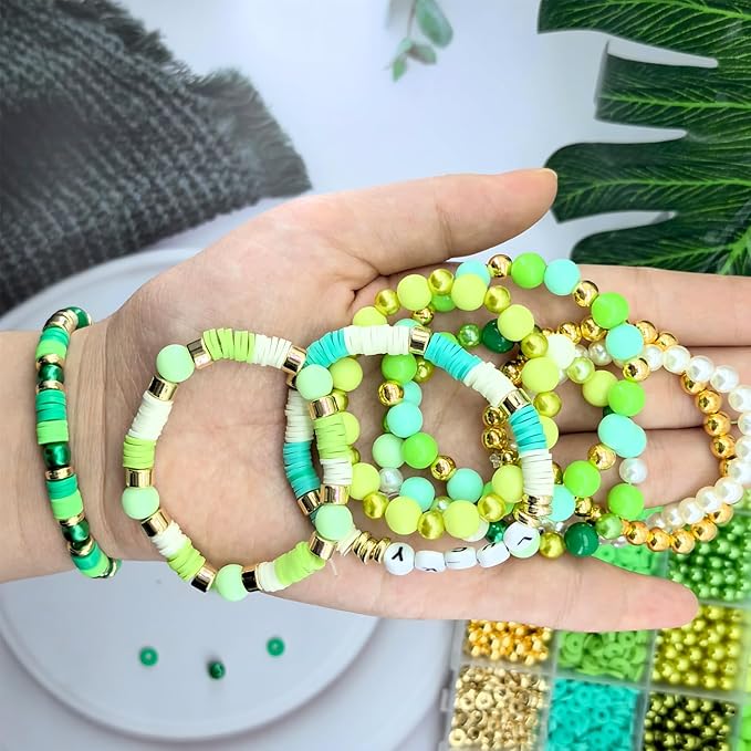 2220Pcs St. Patrick's Day Beads for Bracelets Jewelry Making, Green Assorted Bracelet Making Kit Clay Beads Pearl Beads Acrylic Round Beads Heishi Beads Letter Spacer Beads Bulk for Earrings DIY Craft