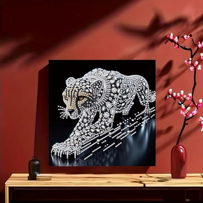 GEMFAMILY 5D Diamond Art Kits for Adults Beginner,Special Shape Diamond Painting Kits for Animal Cheetah,DIY Crystal Rhinestones Painting for Home Wall Decor 11.8 x 11.8 Inch