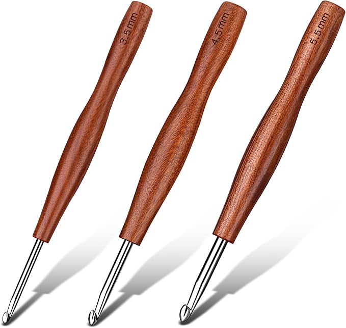 Nitlak Crochet Hooks Set, 3 Size Aluminum Ergonomic Crochet Hooks with Wooden Handle for Arthritic Hands, Beginners, Crochet Needles for Knitting Sweaters, Blankets(3.5mm/4.5mm/5.5mm)